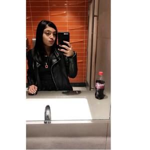 Meet your Posher, Alyssa